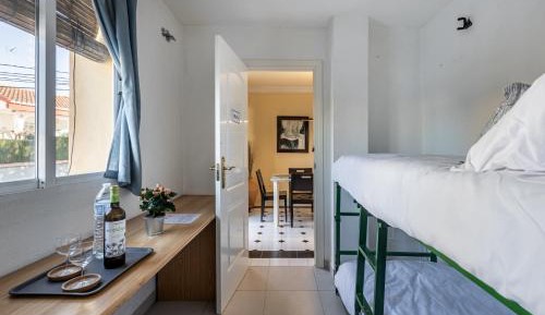Twin Room with Private Bathroom