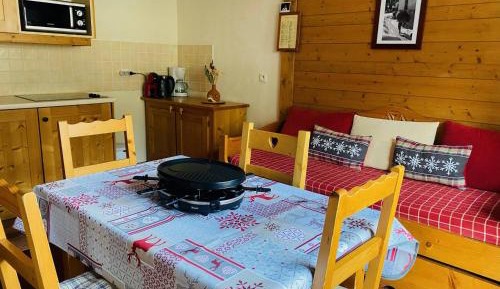 Apartment (4 Adults)