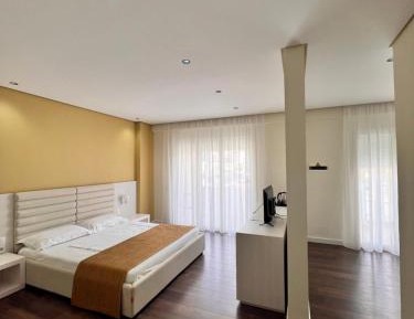 Double Room with Mountain View