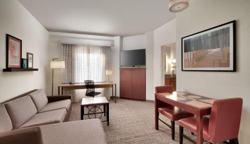 One-Bedroom Suite