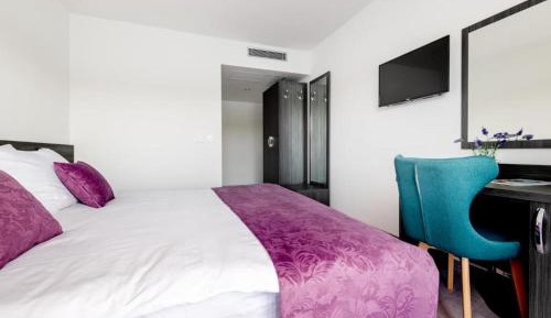 Deluxe Double Room with Balcony and Sea View