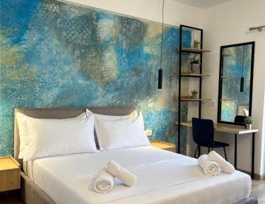 Triple Room with Balcony and Sea View