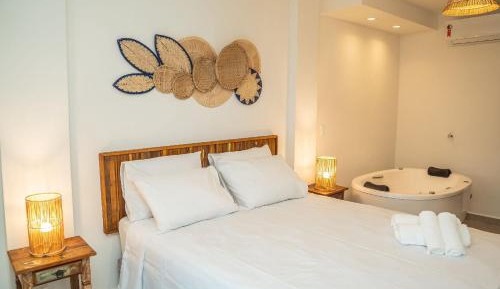 Deluxe Suite with Spa Bath