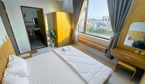 Queen Room with Sea View