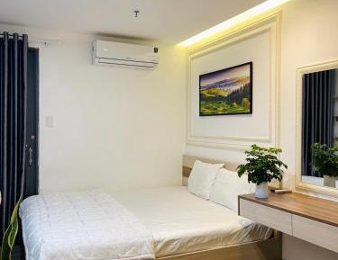 Studio with Balcony