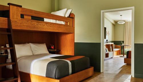 Trailborn Family Suite