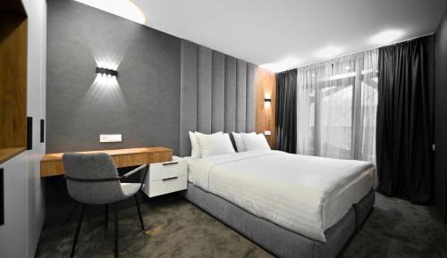 Deluxe Double or Twin Room with Balcony