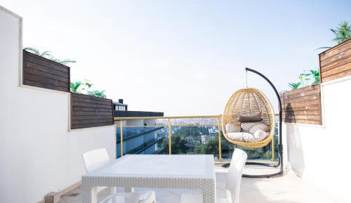 Deluxe Suite with Sea View