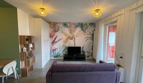 King Studio with Sofa Bed