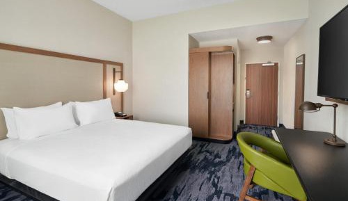 Standard King Room