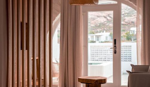 Honeymoon Suite with Outdoor Hot Tub