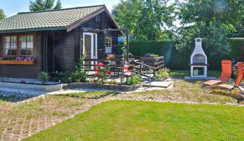 One-Bedroom Holiday Home