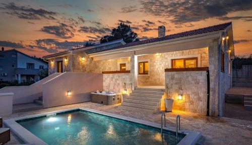 Villa with Sea View