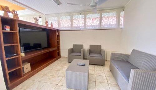 Three-Bedroom Holiday Home 