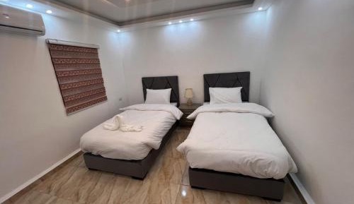 Twin Room with Private Bathroom