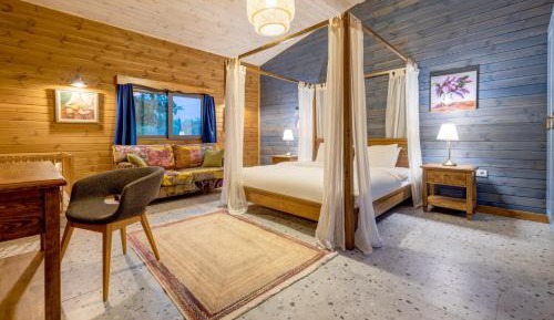 Suite with River View