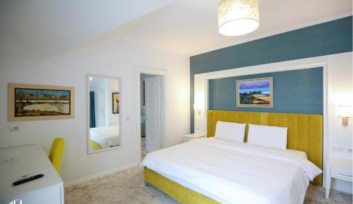 Suite with Balcony