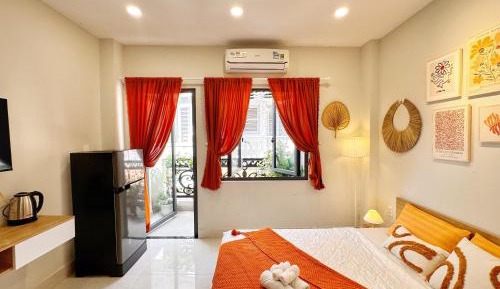 Deluxe Double Room with Balcony