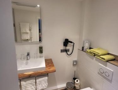 One-Bedroom Suite