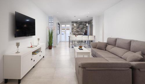 Three-Bedroom Superior Apartment