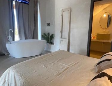 Deluxe Double Room with Sea View