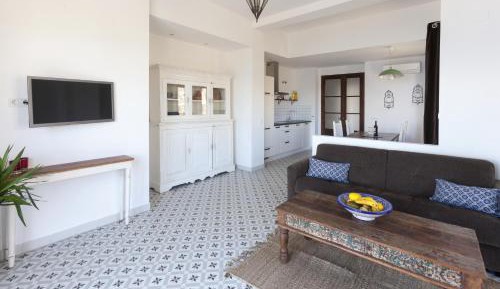 Two-Bedroom Apartment with Sea View