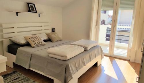 One Bedroom Apartment with Balcony