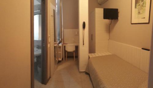 Budget Single Room