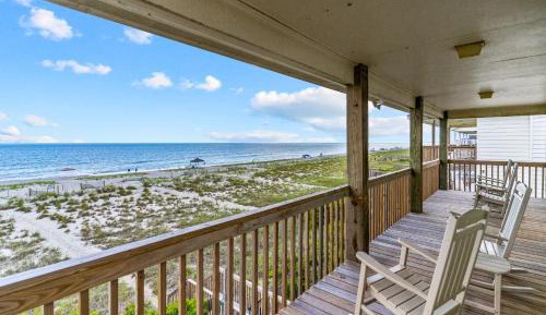 Four bedroom holiday home 