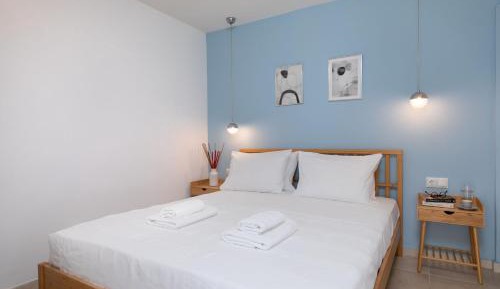 One Bedroom Apartment with Garden
