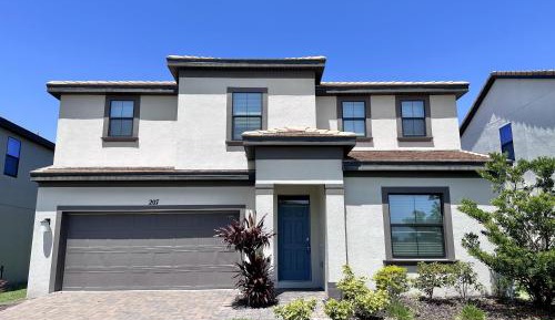 Four-Bedroom Holiday Home
