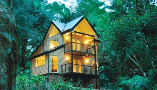 Treetops Cottage 2  