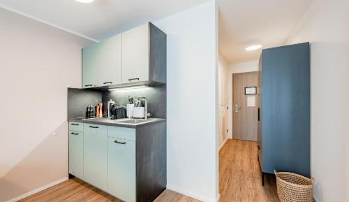 Economy Suite