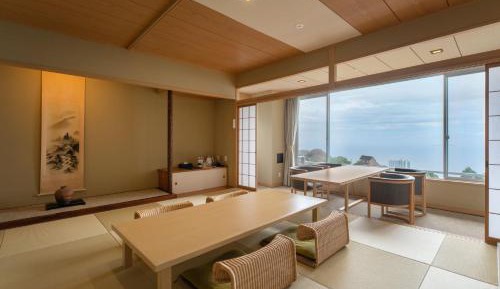 Deluxe Twin Room with Tatami Area - Ocean  View
