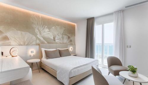Deluxe Junior Suite