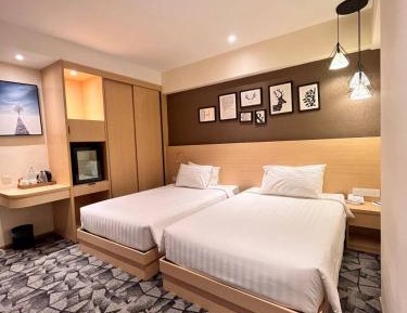 Superior Twin Room - No Window