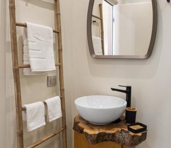 Deluxe Suite with Spa Bath