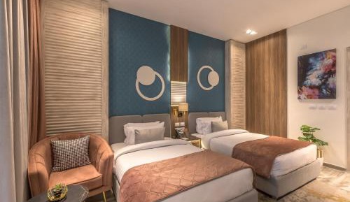 Deluxe Room Lake View