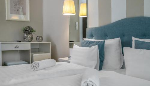 Modern Double Room with Balcony