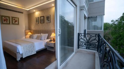 Deluxe Double Room with Balcony