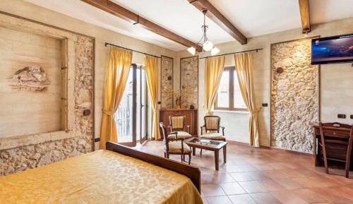 Suite with Balcony