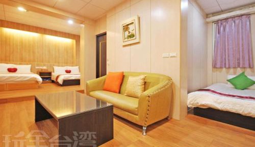 Family Room without Windows(5 Adults)