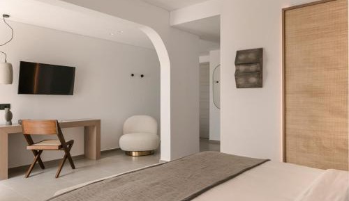 Junior Suite with Plunge Pool