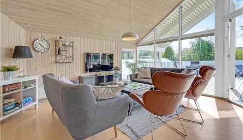 Four-Bedroom Vacation Home