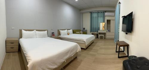 Classic Quadruple Room