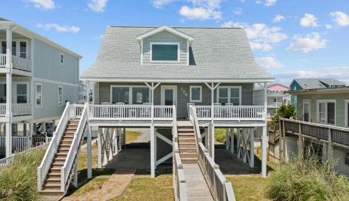 Four bedroom holiday home 