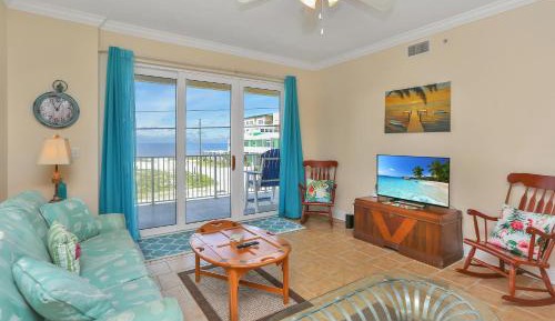Two-Bedroom Apartment with Ocean View