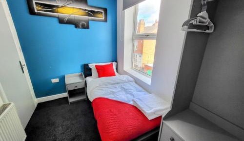 Single Room with Private Bathroom