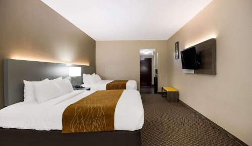 Queen Suite with Two Queen Beds - Non-Smoking