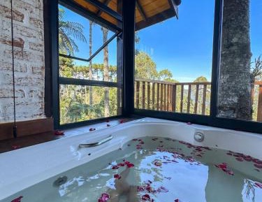 King Suite with Spa Bath